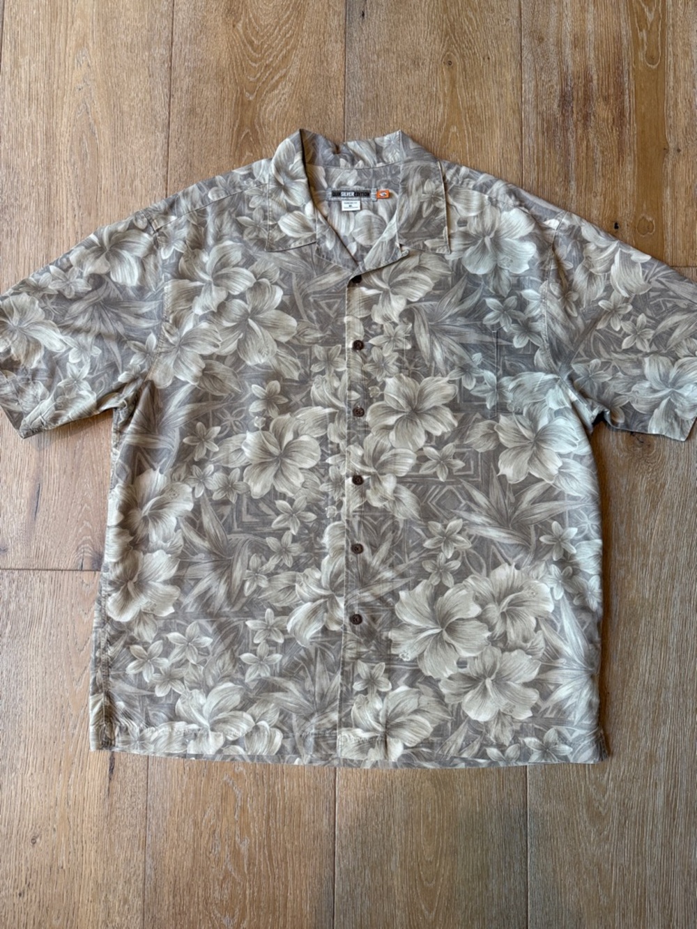 Quicksilver Edition Taupe and Cream Floral Shirt XL